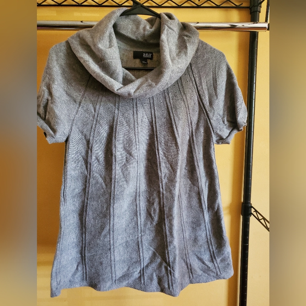 ANNA Short Sleeves Top, Size M